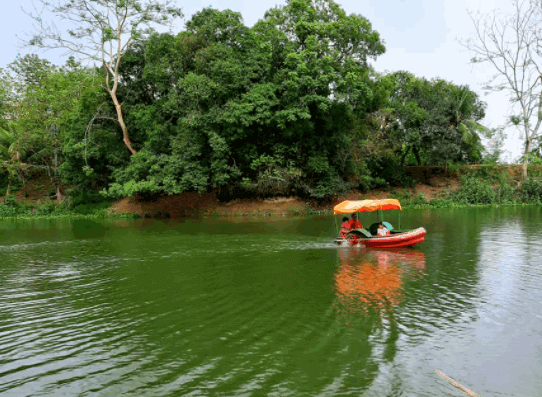 Naikhongchari Upaban Porjoton Lake