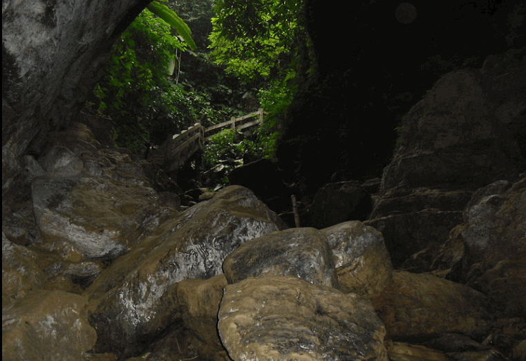 Alutila Cave