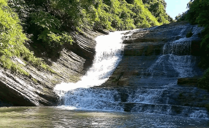 Komoldoho Waterfall