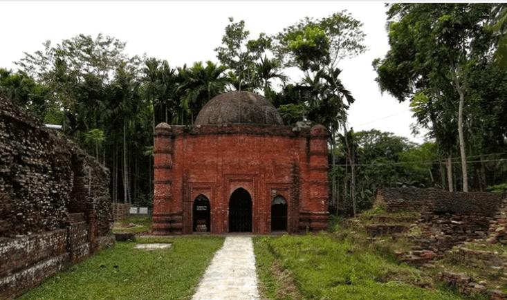 Zinda Pir Mosque