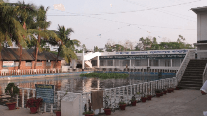 Hazrat Shahrasti Shrine